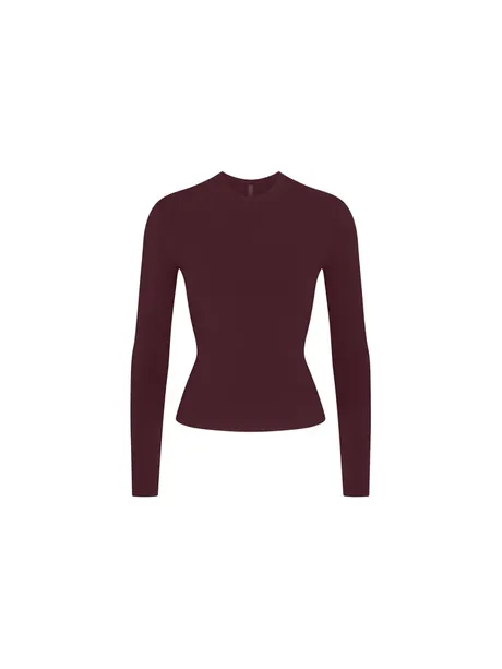 Long sleeve top source photo